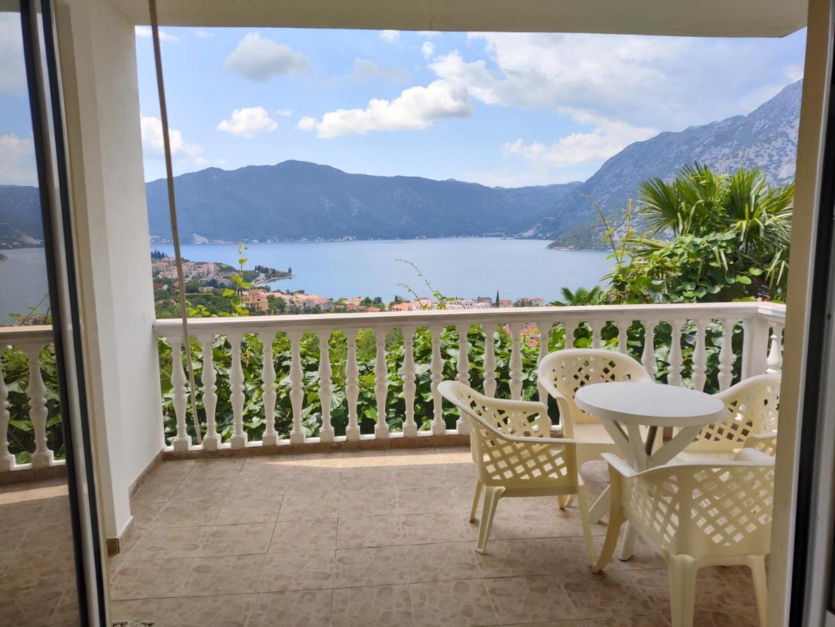 L & D Panorama Apartmani Risan Eksteriør bilde