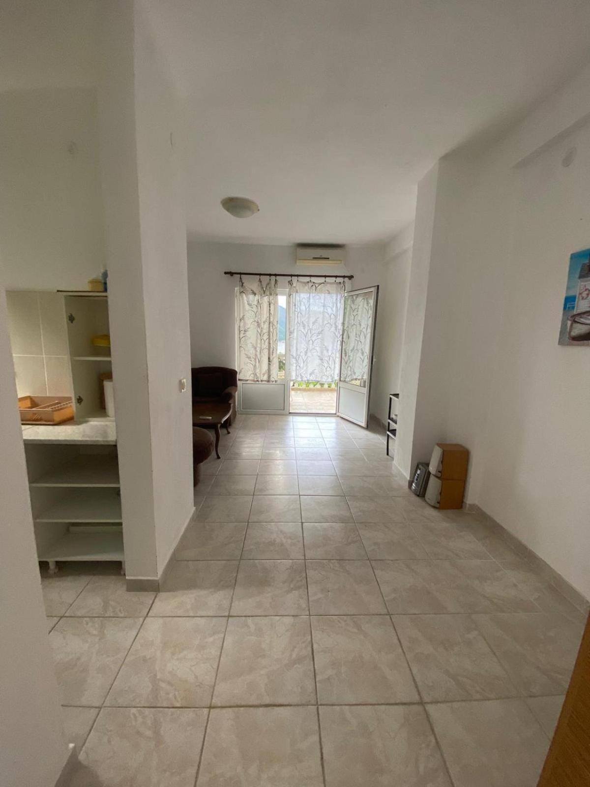 L & D Panorama Apartmani Risan Eksteriør bilde