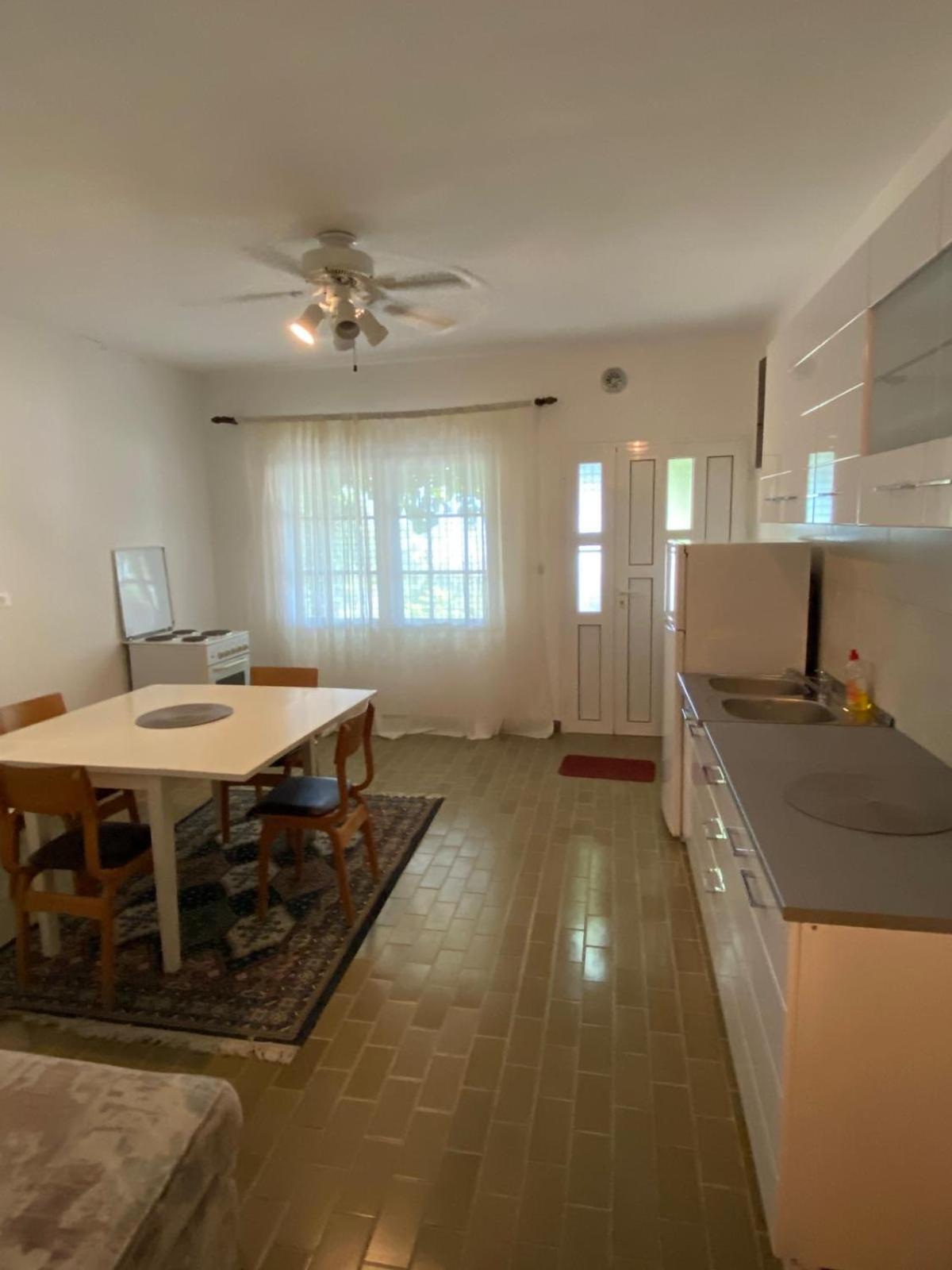 L & D Panorama Apartmani Risan Rom bilde